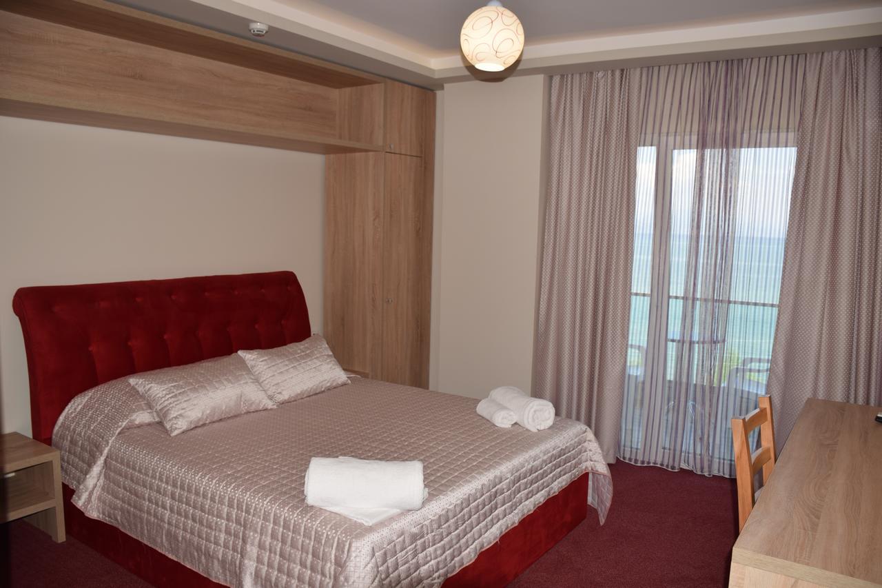 Hotel Pogradeci 2 Tushemisht Ngoại thất bức ảnh