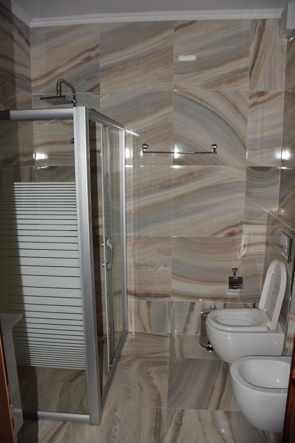 Hotel Pogradeci 2 Tushemisht Ngoại thất bức ảnh