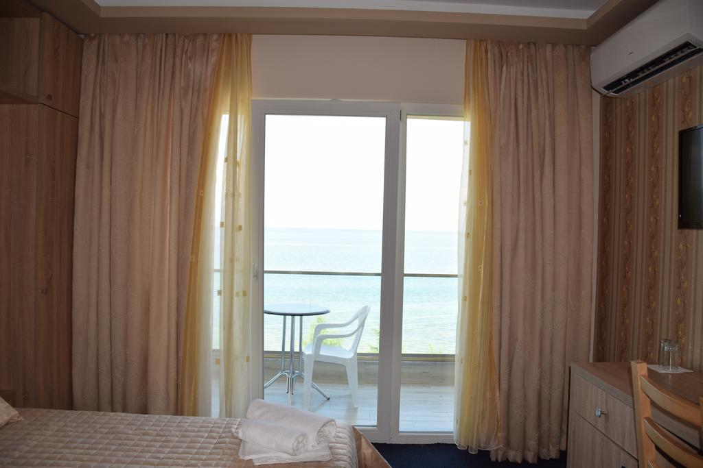 Hotel Pogradeci 2 Tushemisht Ngoại thất bức ảnh