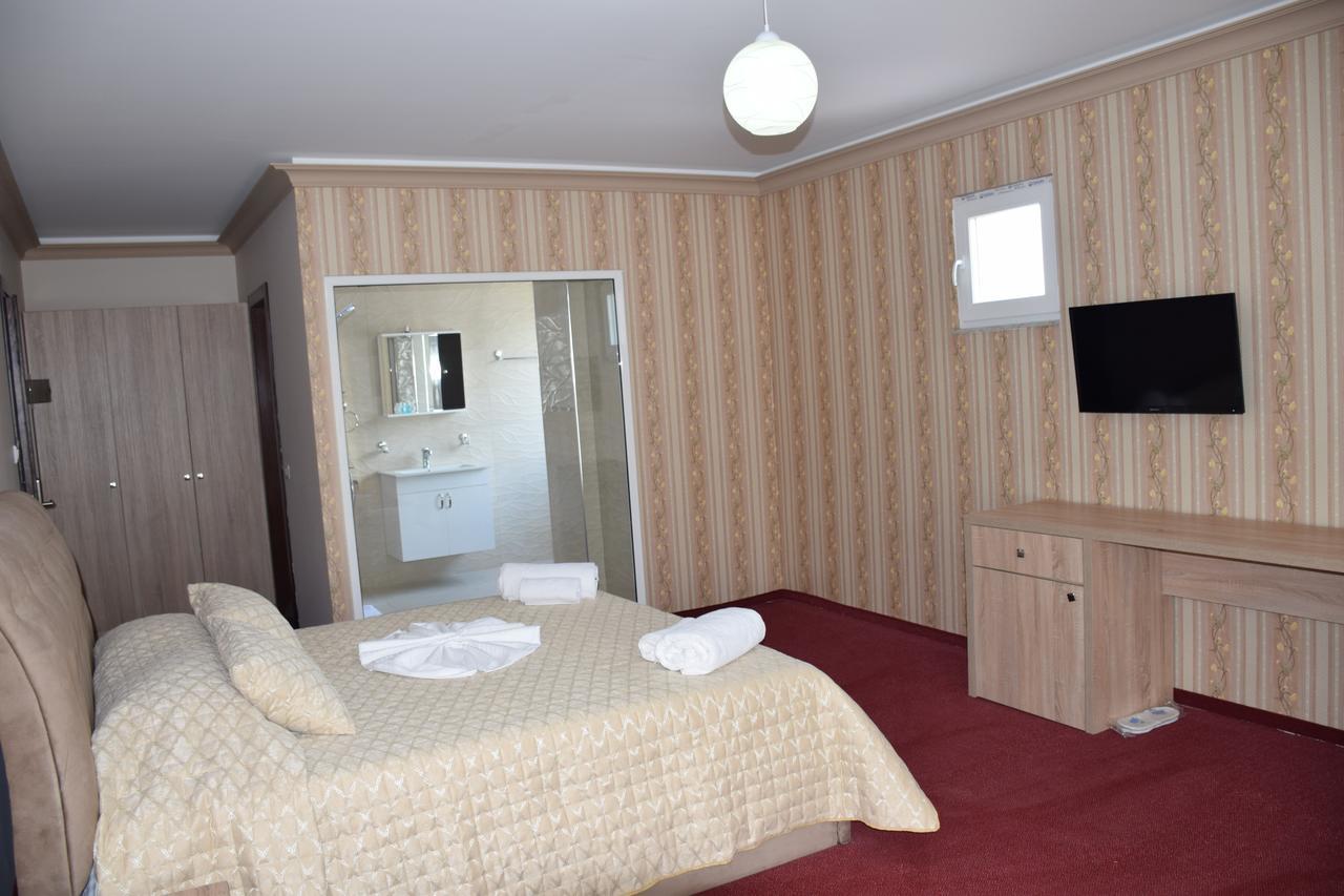 Hotel Pogradeci 2 Tushemisht Ngoại thất bức ảnh