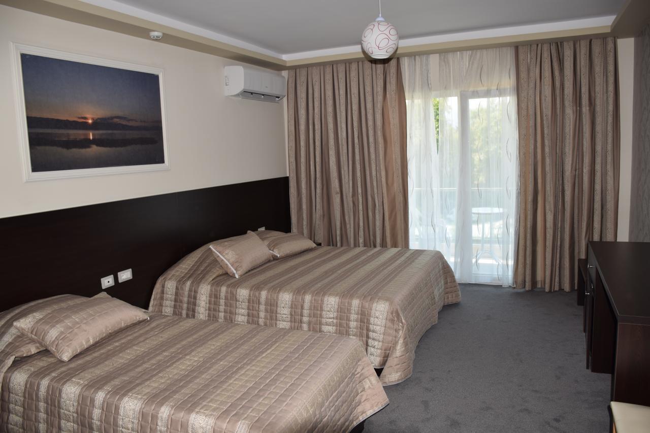 Hotel Pogradeci 2 Tushemisht Ngoại thất bức ảnh